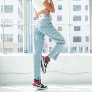 Revice 90’s Baby Asymmetrical High Waist Jeans in Joey Wash 23